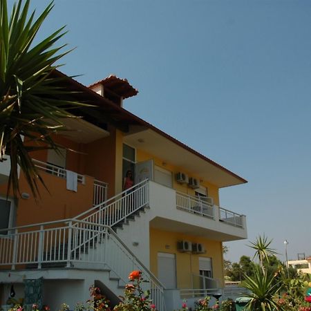 Estelle Hotel Gerakini Buitenkant foto