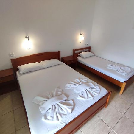 Estelle Hotel Gerakini Buitenkant foto